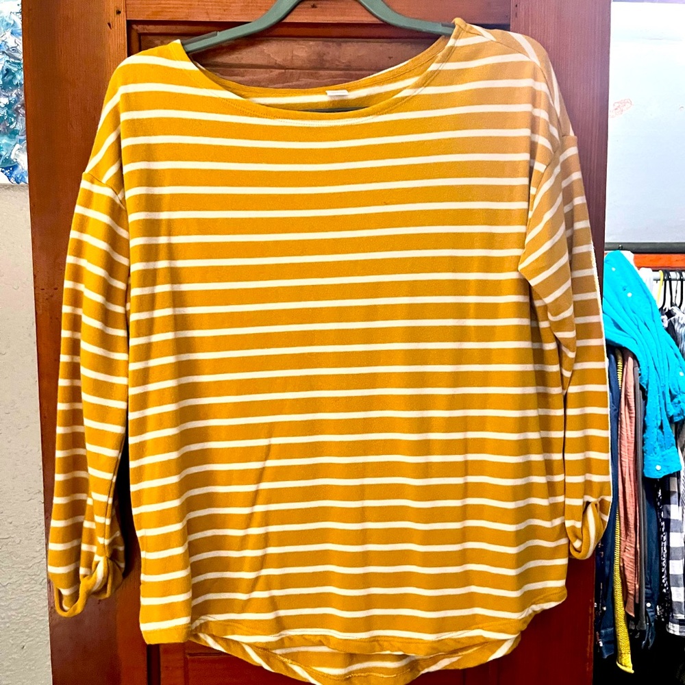ON sunny yellow 3/4 sleeve top